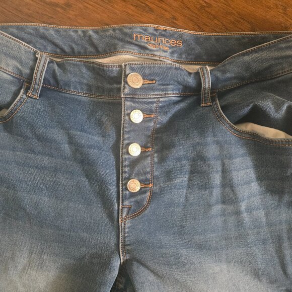 Maurices medium wash high rise skinny jeans size 18w - Picture 2 of 6